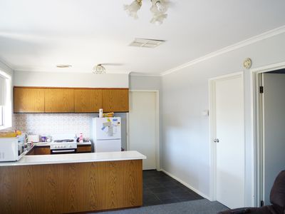 2 / 15 Schwarz Avenue, Horsham
