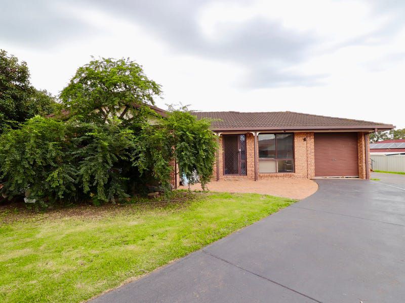 11 Grebe Place, Hinchinbrook