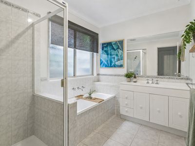 12 Bianco Ct, Langwarrin