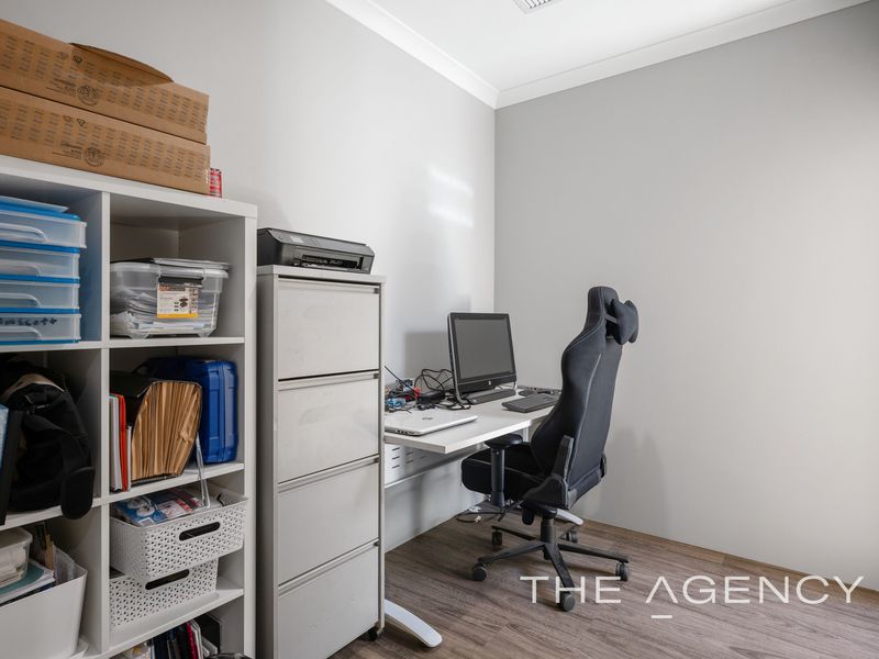 21 Rakitno Close, Lake Coogee