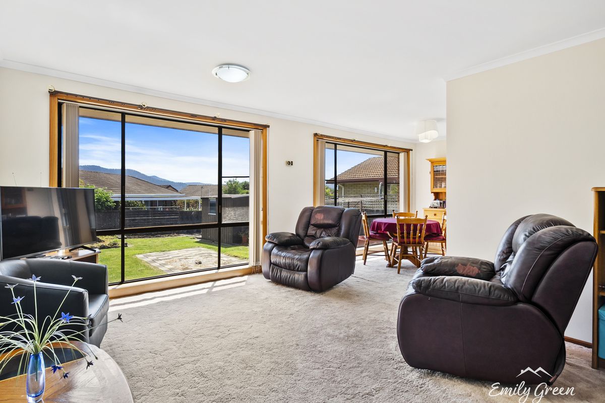 1 / 11 Walgett Place, Glenorchy