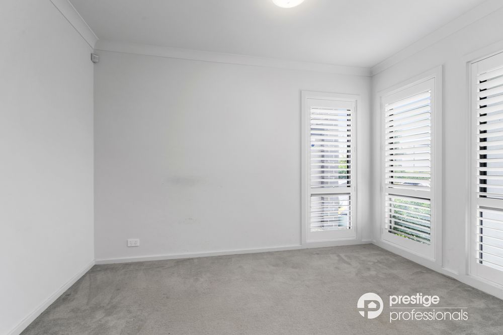 8 Mclachlan Place, Moorebank