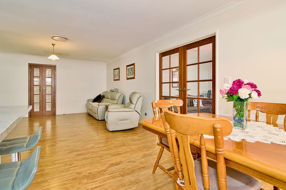 74 Chelmsford Avenue , Port Kennedy