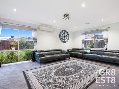 6 Royal Ct, Narre Warren South