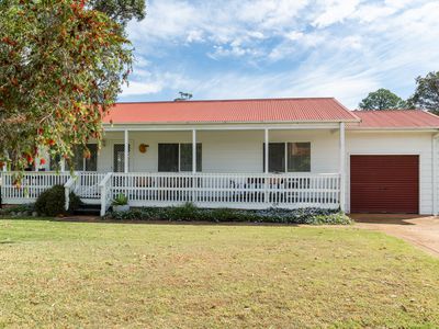 10 Lakewood Grove, Burrill Lake