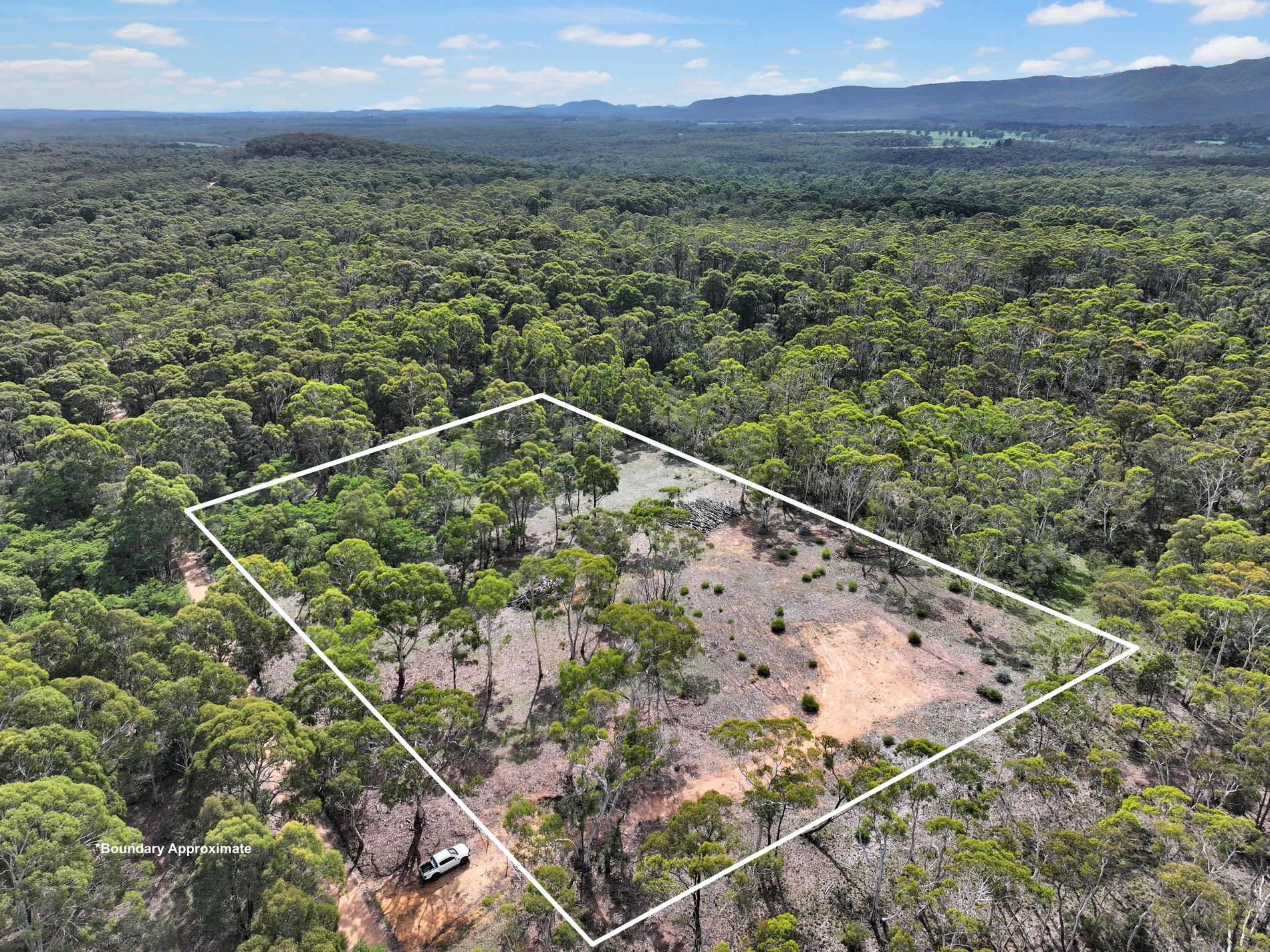 12 Half Moon Road, Mongarlowe