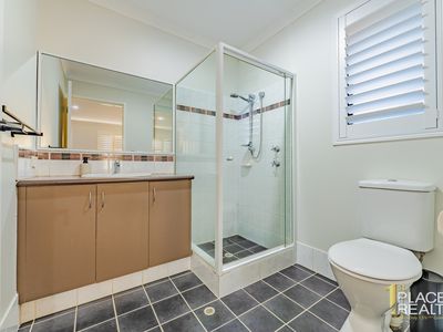 15 Curlewis Drive, Baldivis