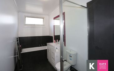 25 Beaconsfield Ave, Beaconsfield