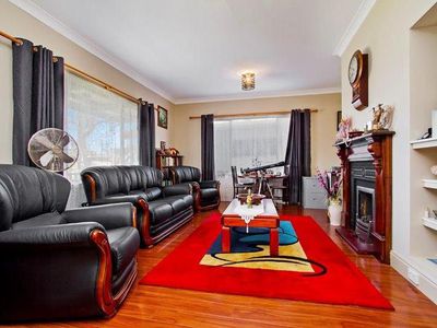 14 Poplar Street, Golden Square