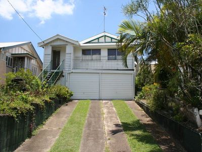 723 Logan Road, Greenslopes