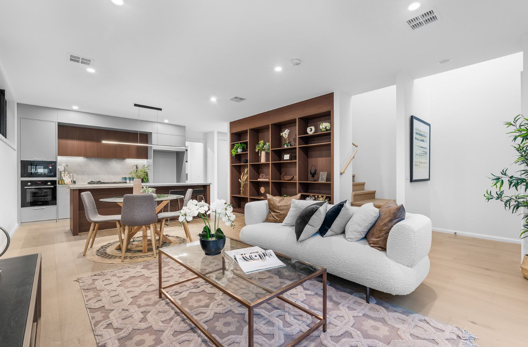 2 / 142-144 Warrigal Road, Camberwell