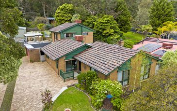18 Joan Avenue, Ferntree Gully