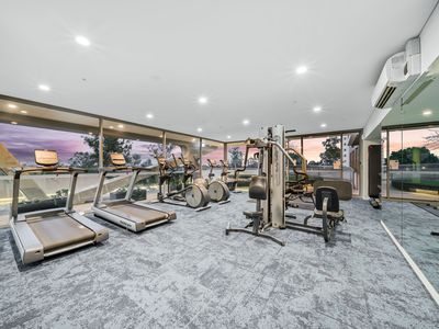 18 / 8 Riversdale Road, Burswood