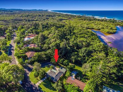 10 Wirree Drive, Ocean Shores