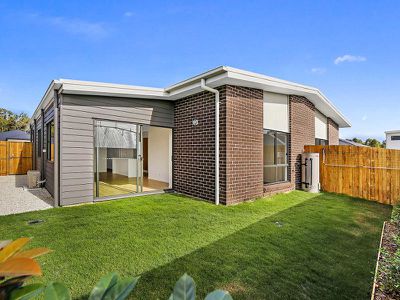 1 / 8 Xenia Street, Pimpama