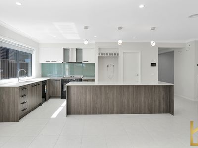 17 Monaco Grove, Strathtulloh