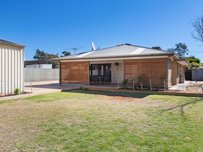 3 Carroll Place, Hannans