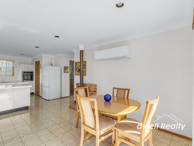 22 CATER CRESCENT, Sussex Inlet