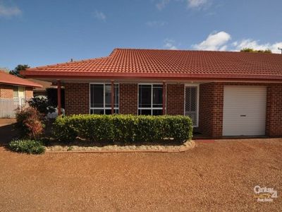 2 / 3 Denison Street, Dubbo