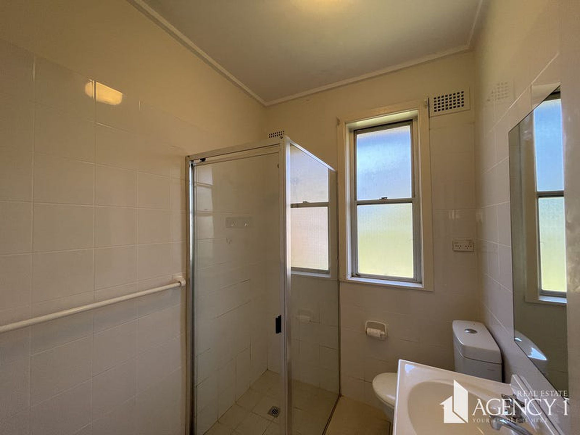 118 Eastview Avenue, North Ryde