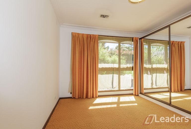 8 Griffiths Court, Mount Waverley