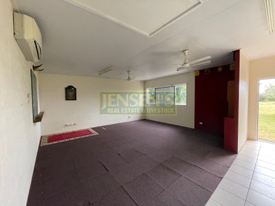 10 Towers Street, Grand Secret