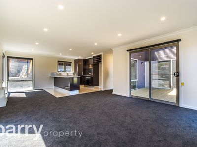 1/3-7 Chungon Crescent, South Launceston