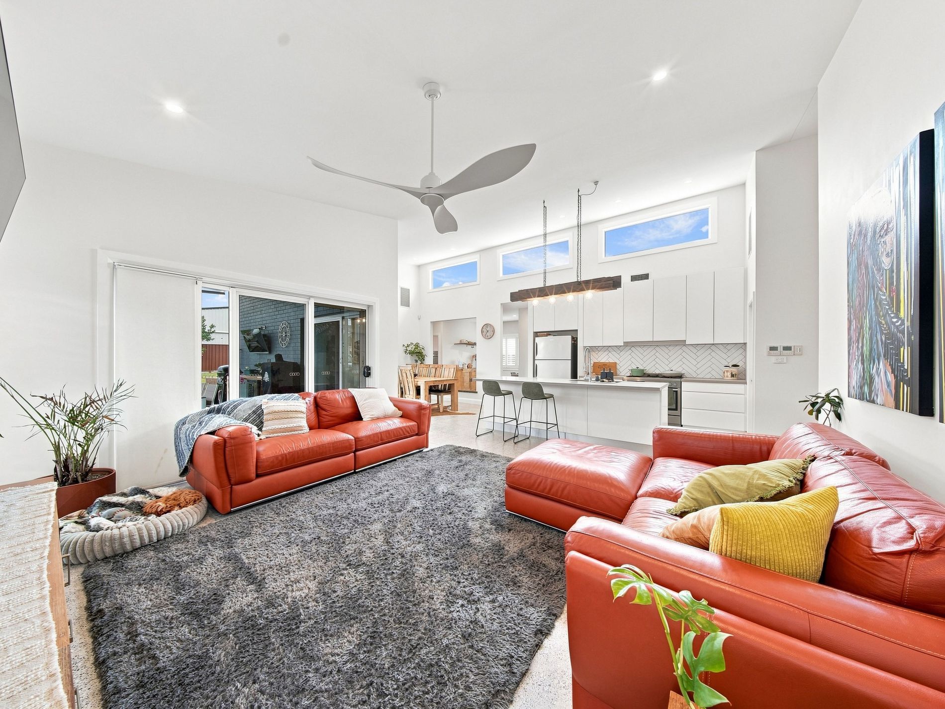 73 Deakin Street, Oak Flats