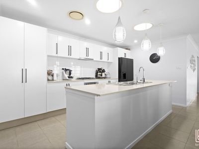 8 Ellalong Way, Woongarrah