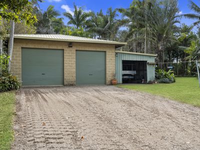 35 Romar Road, Glass House Mountains