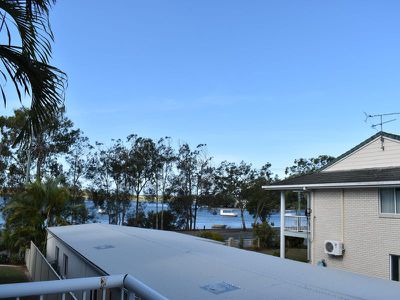 5 / 97-99 Bradman Avenue, Maroochydore