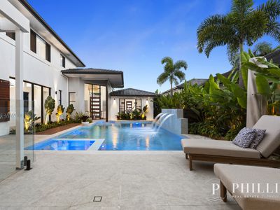 2566 Cressbrook Drive, Hope Island