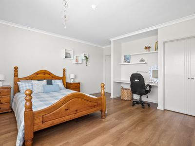 43 Holloways Ridge, Secret Harbour