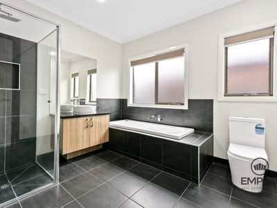 41 Kamona Street, Clyde