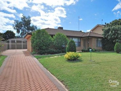 14 Norfolk Crescent, Dubbo