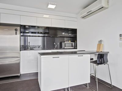 705 / 8 Jeays Street, Bowen Hills