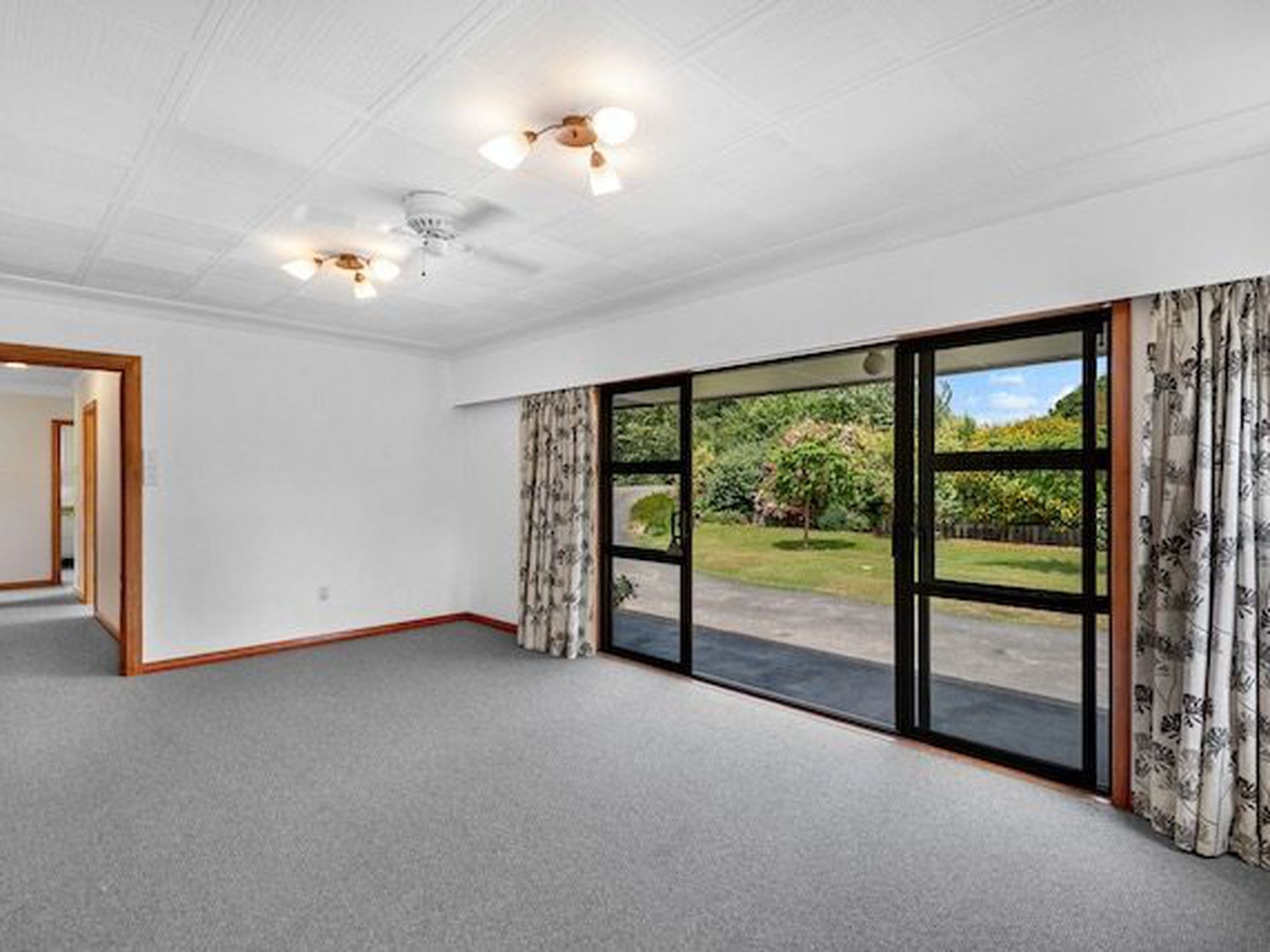 806 Outram-Mosgiel Road, Outram