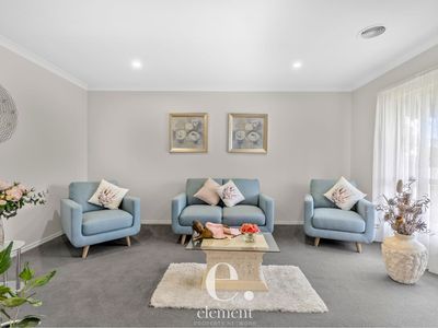 8 Split Court, Leopold