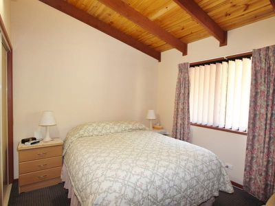 1 Song Bird Way, Goughs Bay