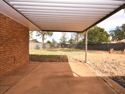 4 Sommerville Place, Dubbo