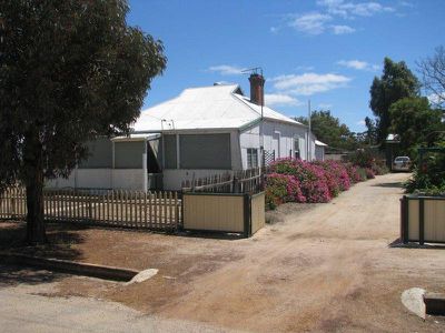 77 Hammond Street, Kellerberrin