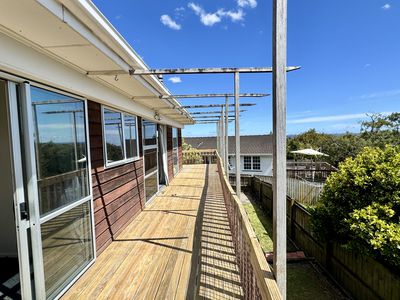 90b Birkdale Road, Birkdale