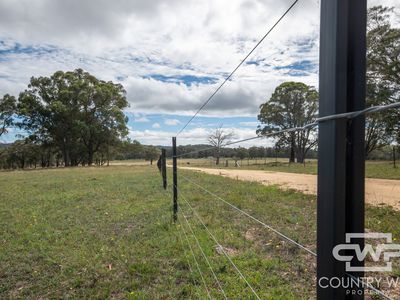 618 Coopers Road, Red Range