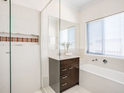 6 Highview Tce, Murrumba Downs