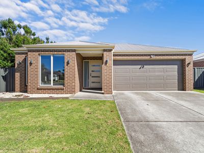 12 Relph Avenue, Sale