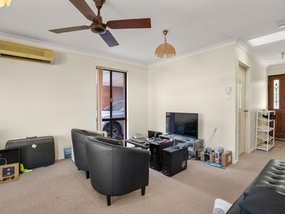 12 / 6 Ashford Avenue, Rockingham