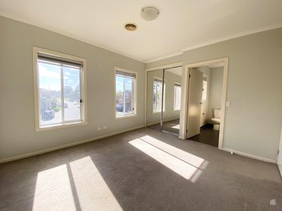 17/51-55 Tullidge Street, Melton