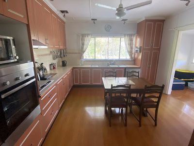 15 G S Wilson Drive, Nanango