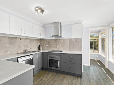 2 / 43 Pur Pur Avenue, Lake Illawarra