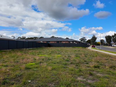 16 Parker Drive, Seymour